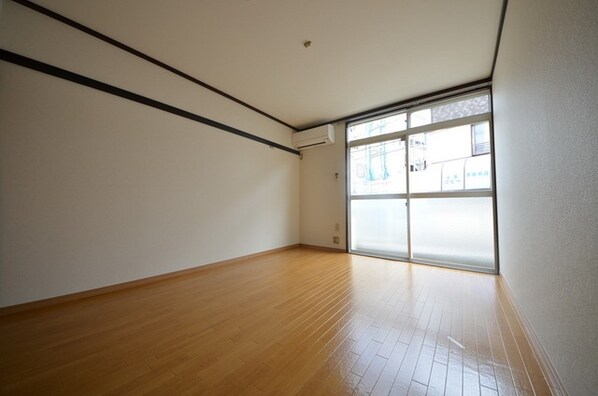 メゾンドール国立の物件内観写真